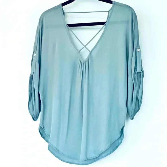 Aakaa Tops - EUC Aakaa Blue Blouse